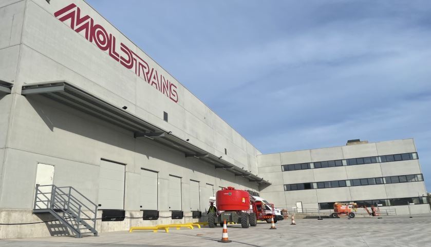 Imagen de una instalación logística de Moldtrans