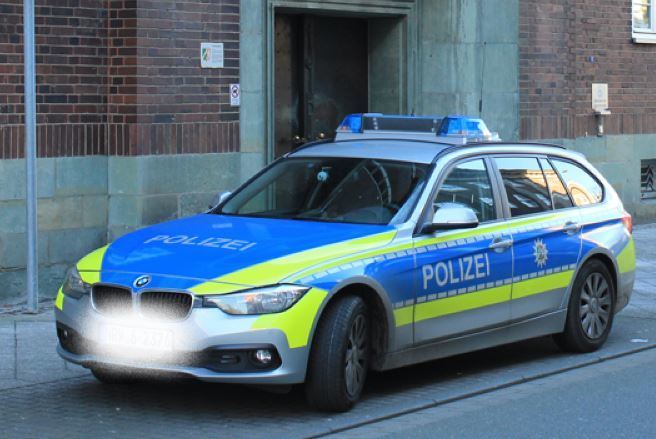 Coche patrulla de la policía de Hamm
