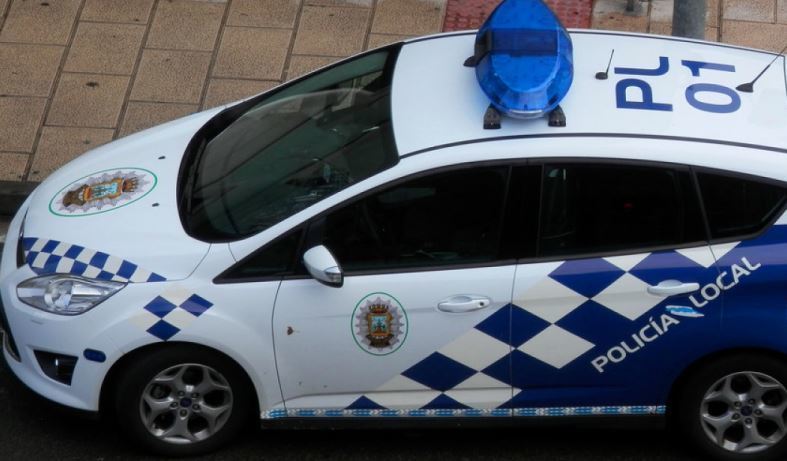 Imagen de un coche patrulla de la Policía Local de Lugo