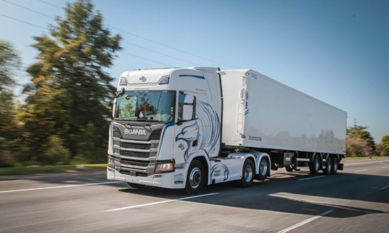 Scania Argentina lanza un camión de edición limitada por su 45º aniversario