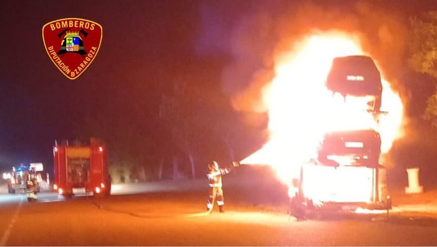 Imagen del incendio del camión