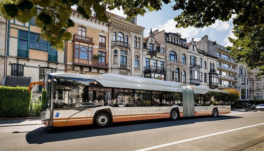 Autobús Solaris Urbino 18 articulado