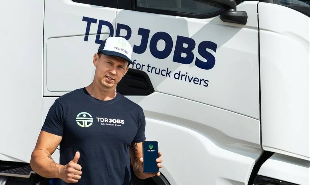 Un conductor con la aplicación de TDRJOBS