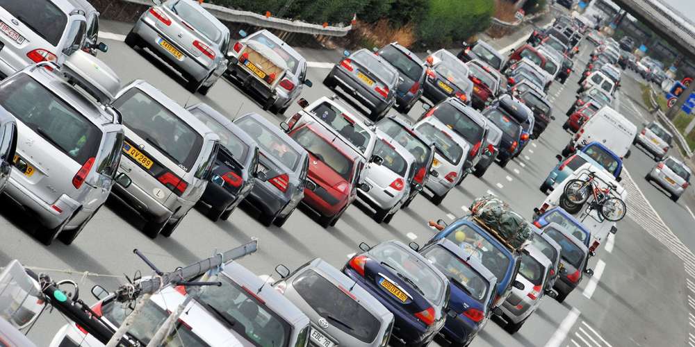 Un accidente de camión bloqueó el tráfico en el norte de Burdeos N10