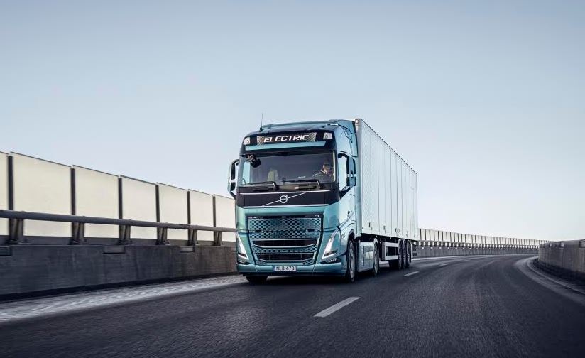 Imagen de un camión Volvo eléctrico