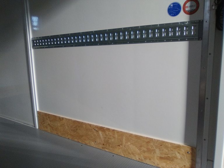  width=