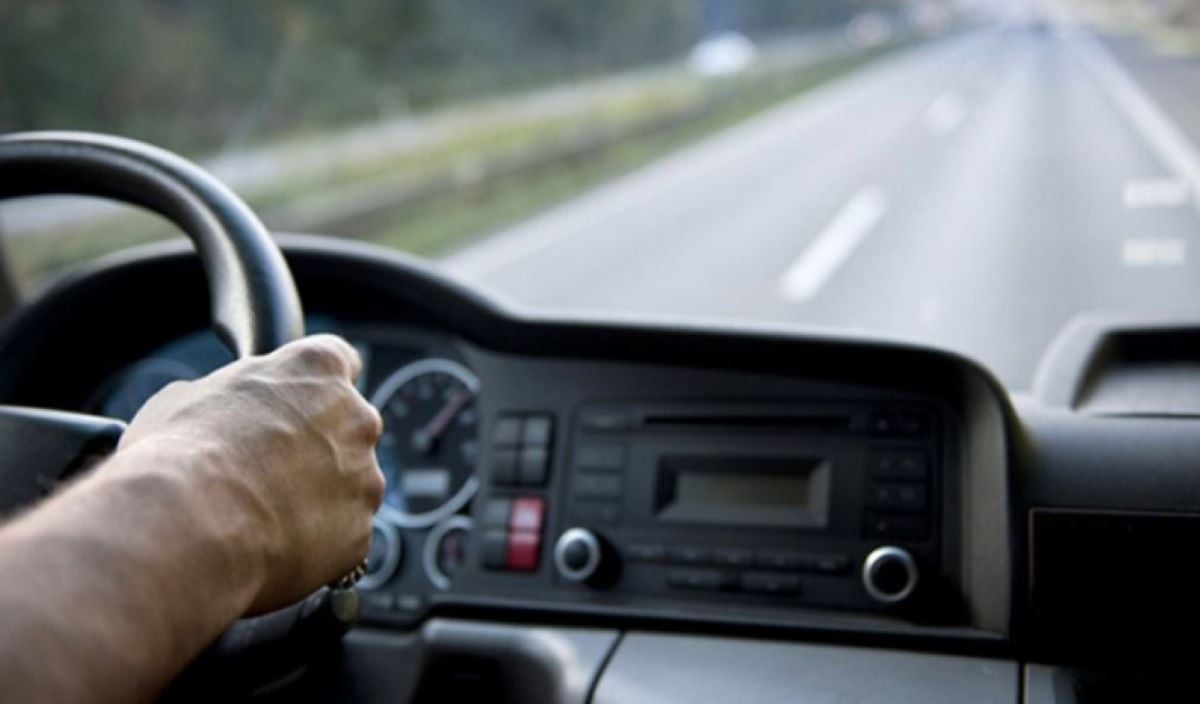 CONETRANS denuncia el colapso de la DGT y su impacto en el transporte profesional