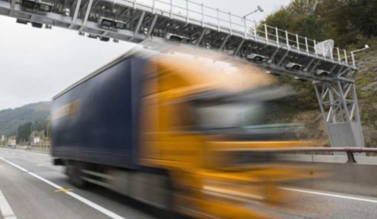 SEOPAN propone un peaje de 3 céntimos/km en las autovías para los coches y de 0 SEOPAN propone un peaje de 3 céntimos/km en las autovías para los coches y de 0