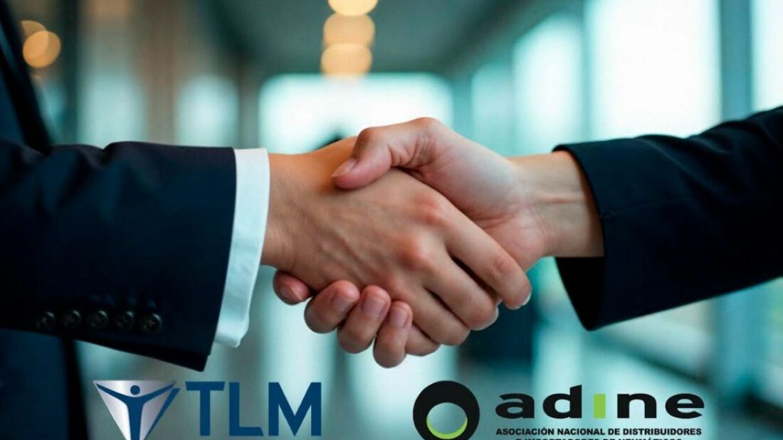 ADINE y TLM firman un acuerdo para la incorporación de profesionales a los talleres de neumáticos. Foto: ADINE