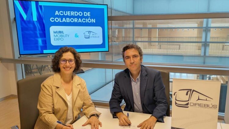 Direbús renueva el acuerdo de colaboración con MUBIL Mobility Expo y refuerza su participación en la feria. Foto: Direbús