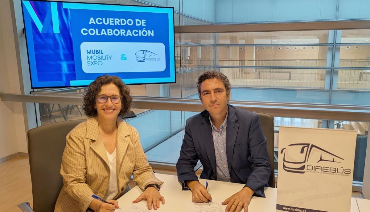 Direbús renueva el acuerdo de colaboración con MUBIL Mobility Expo y refuerza su participación en la feria. Foto: Direbús
