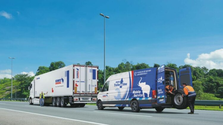 La flota de furgonetas de servicio de Schmitz Cargobull salen a las carreteras. Fotos: Schmitz Cargobull