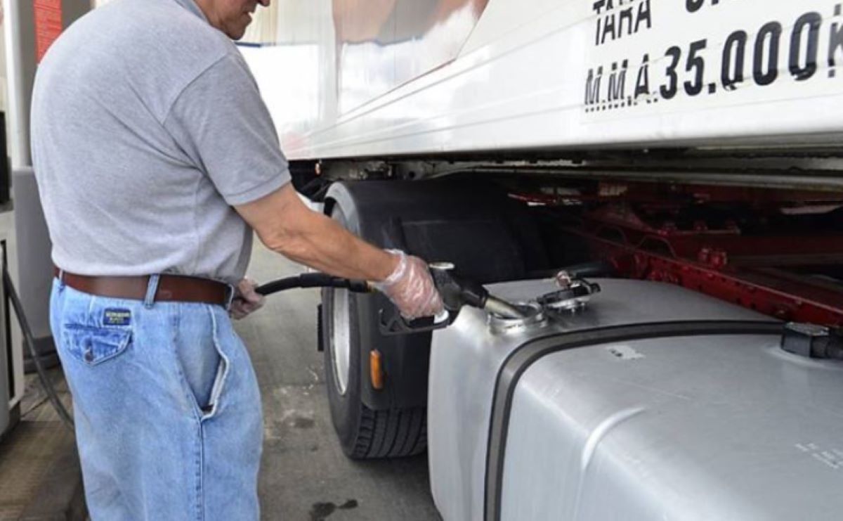 El CNTC advierte de la situación "crítica" y de colapso del transporte por carretera