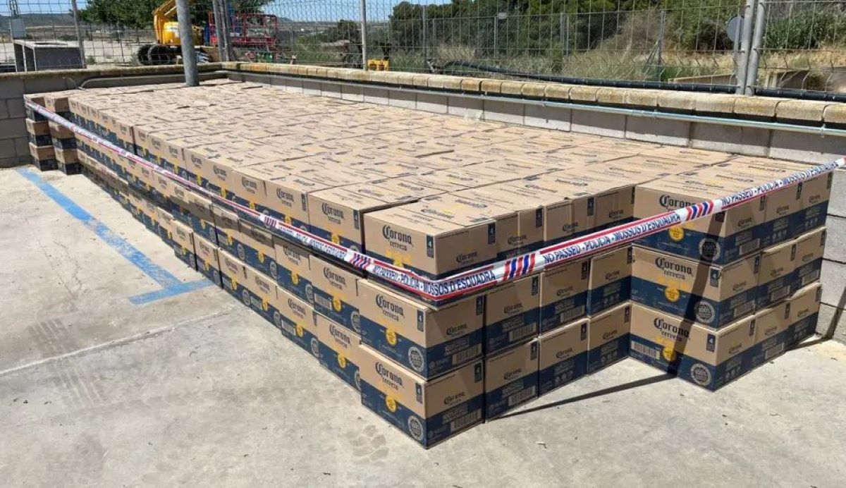 Imagen de las cajas de cerveza Coronita. Foto: Mossos d'Esquadra