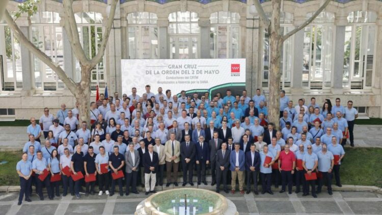 Homenajea a los conductores de autobús. Foto: Confebus