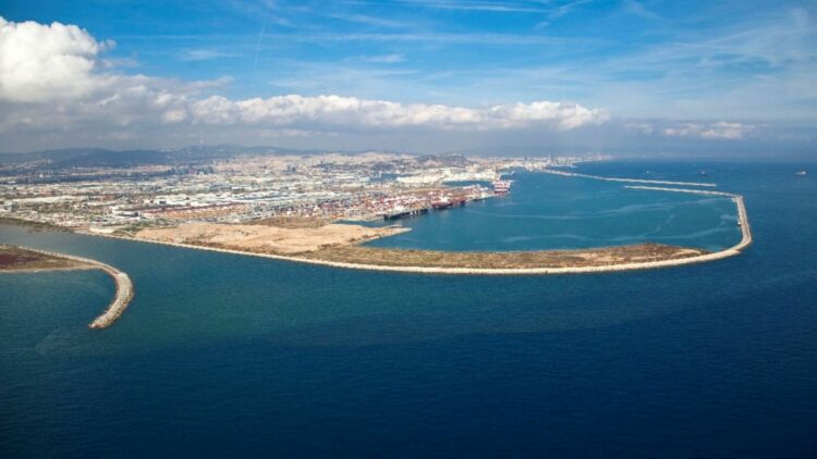 Imagen de un puerto español. Foto: MITMS