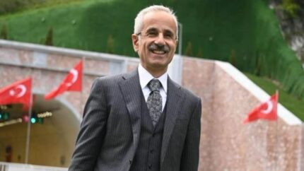 Imagen del Ministro de Transportes de Turquia Abdulkadir Uraloğlu