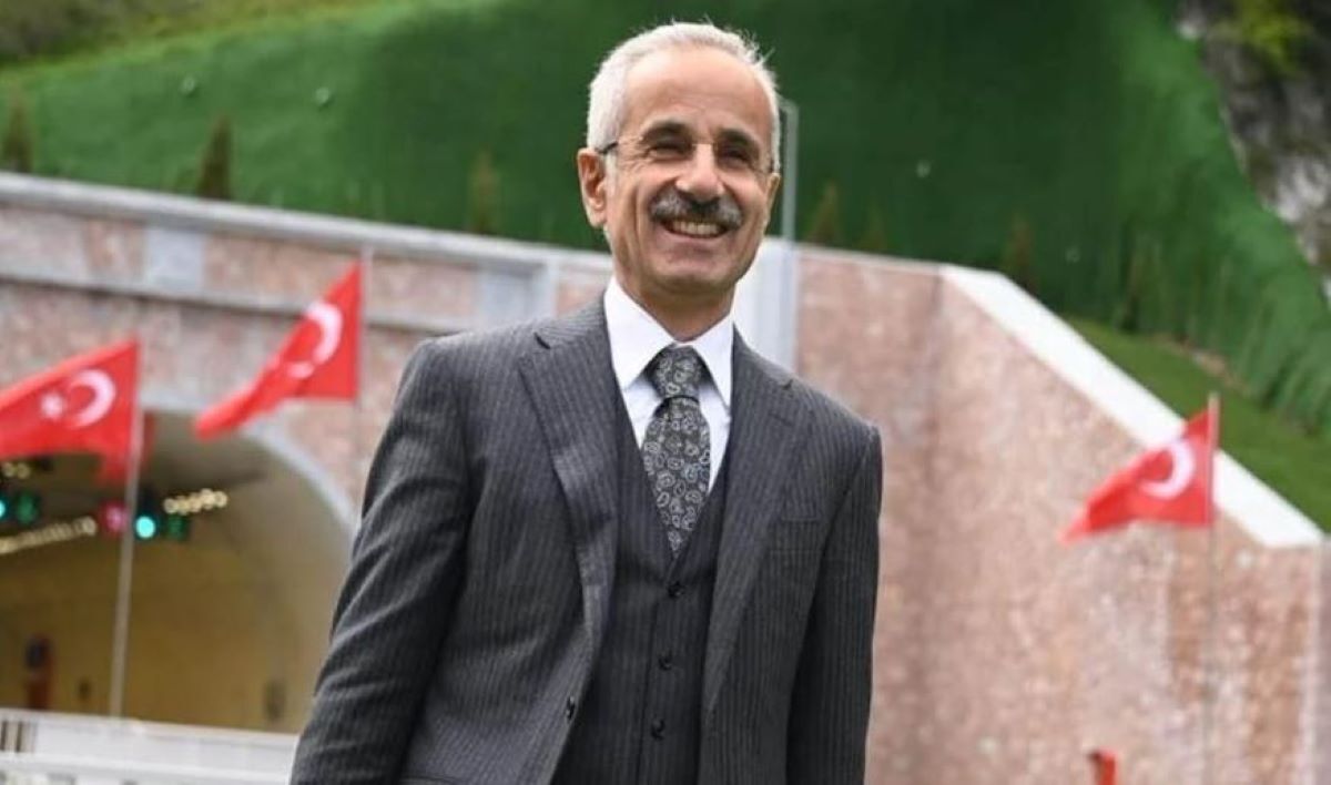 Imagen del Ministro de Transportes de Turquia Abdulkadir Uraloğlu