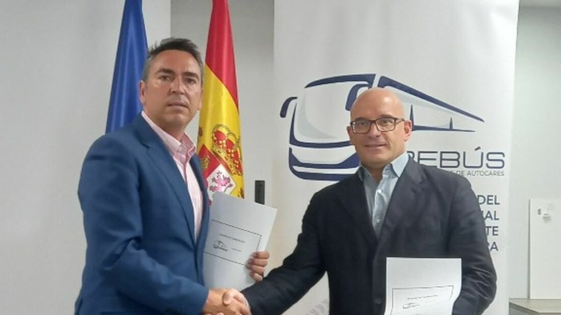 De izqda a dcha