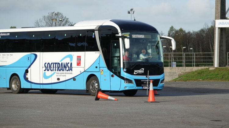 Prueba al mejor conductor de autocares 2023. Foto:  Feira Internacional de Galicia Abanca