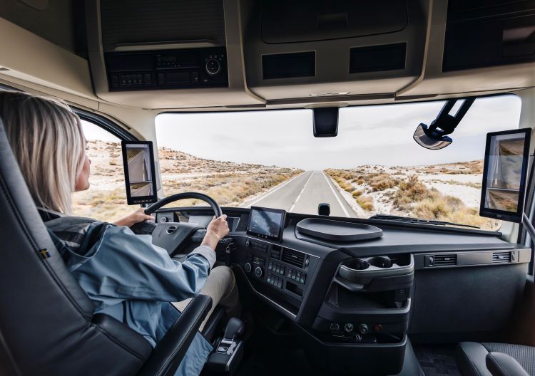 volvo_truck_driver3