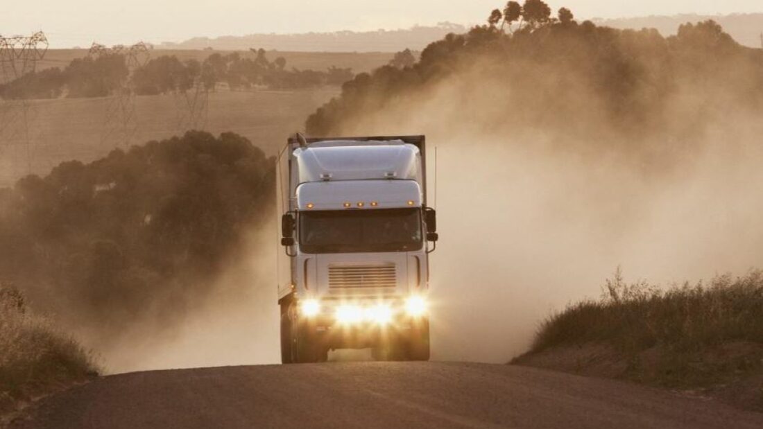Imagen de un camión en África. Foto: IRU