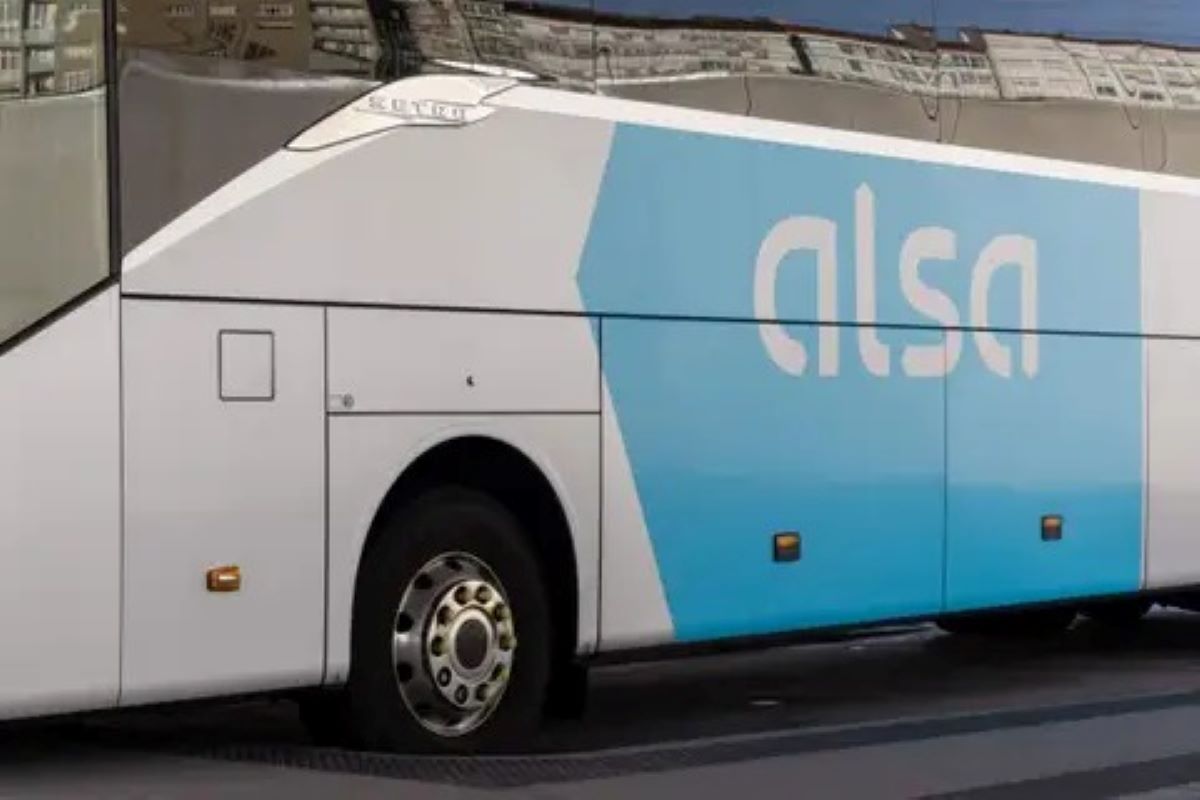 Imagen de un autobús de Alsa Imagen de un autobús de Alsa