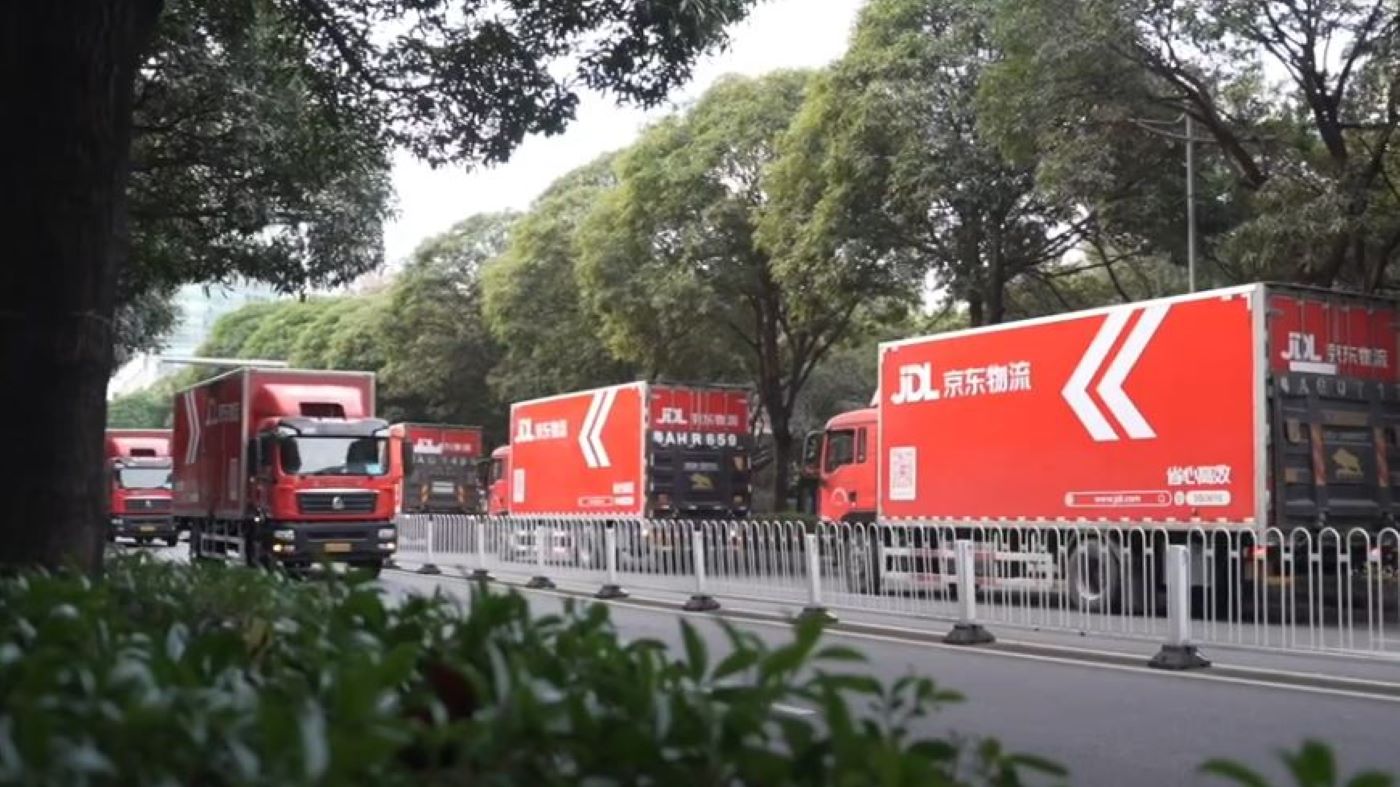 La prensa china destaca los "tres pilares" que sustentan la red logística del país. Foto: Vídeo China News