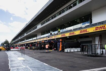 DHL sigue contribuyendo al éxito del Campeonato Mundial de Fórmula 1 de la FIA 2025. Foto: DHL DHL sigue contribuyendo al éxito del Campeonato Mundial de Fórmula 1 de la FIA 2025. Foto: DHL