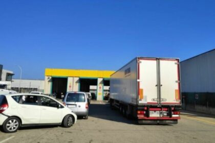 ITV y las 44 toneladas: Cómo afectan los cambios al transporte de mercancías por carretera. Foto de archivo ITV y las 44 toneladas: Cómo afectan los cambios al transporte de mercancías por carretera. Foto de archivo