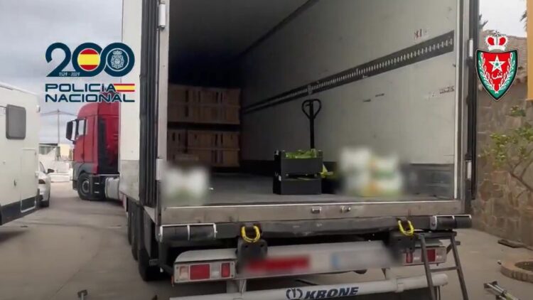 Intervenidas 20 toneladas de hachís ocultas en camiones frigoríficos. Foto: Policía Nacional