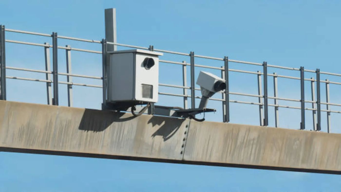 La DGT admite haber impuesto por error más de 1.800 multas a camiones en días con restricciones. Foto de archivo