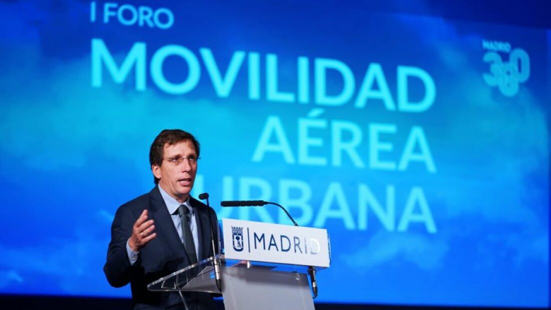 Almeida presenta el Libro Blanco de la Movilidad Aérea Urbana de Madrid. Foto. Ayuntamiento de Madrid