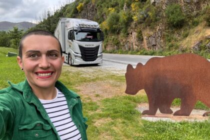 Fallece la camionera Oti Cabadas, "CocoTruckerGirl".. Foto: Oti Cabadas Facebook Fallece la camionera Oti Cabadas, "CocoTruckerGirl".. Foto: Oti Cabadas Facebook