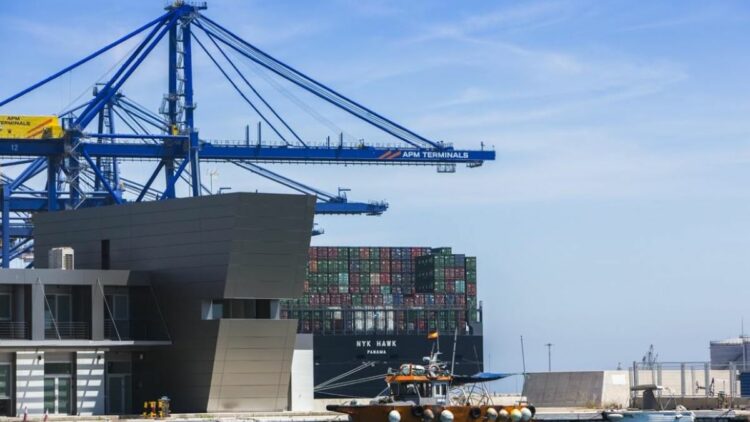 Valenciaport reafirma su compromiso "cero emisiones" con la máxima certificación ambiental. Foto. Valenciaport