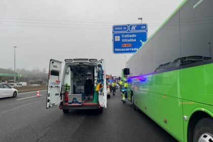 24 heridos en un accidente múltiple entre un camión, una furgoneta y un autobús en Madrid