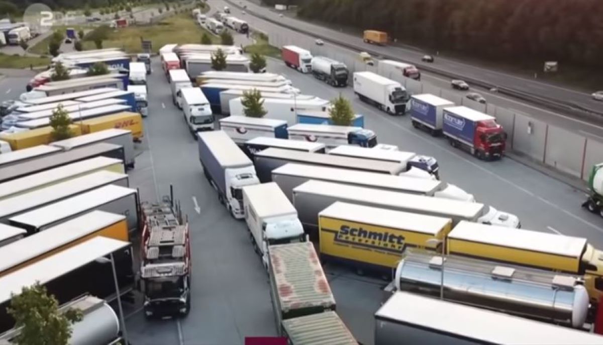 ¿Las áreas de descanso son seguras para nosotros los camioneros?