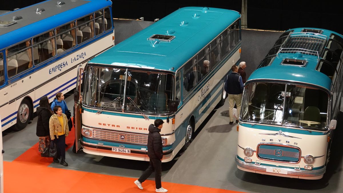 AUTOBUSESEXPOSICION1