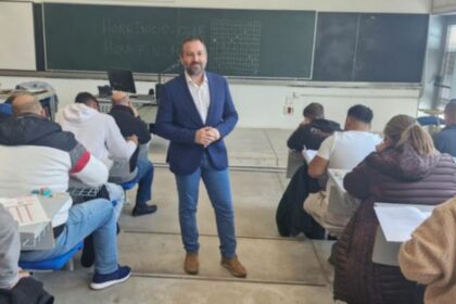 Más de 4.000 inscritos Murcia para obtener el CAP para conducir camiones y autobuses