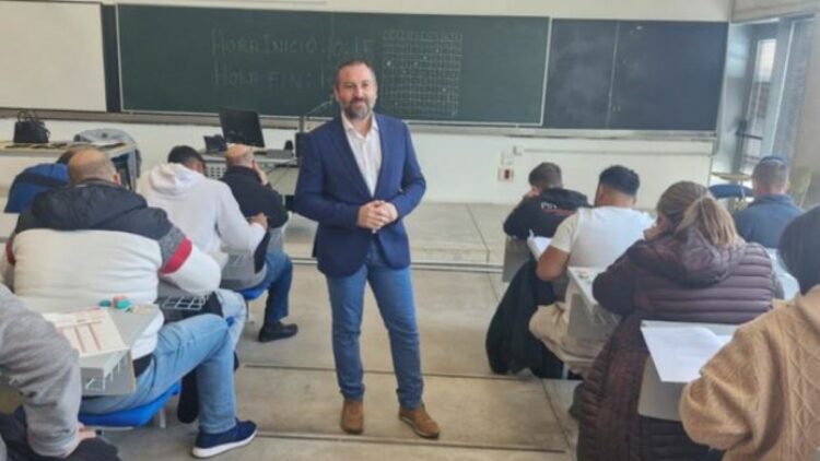 Más de 4.000 inscritos Murcia para obtener el CAP para conducir camiones y autobuses