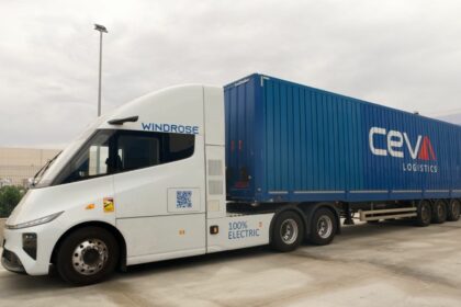 CEVA Logistics completa con éxito la prueba de su primer camión 100% eléctrico