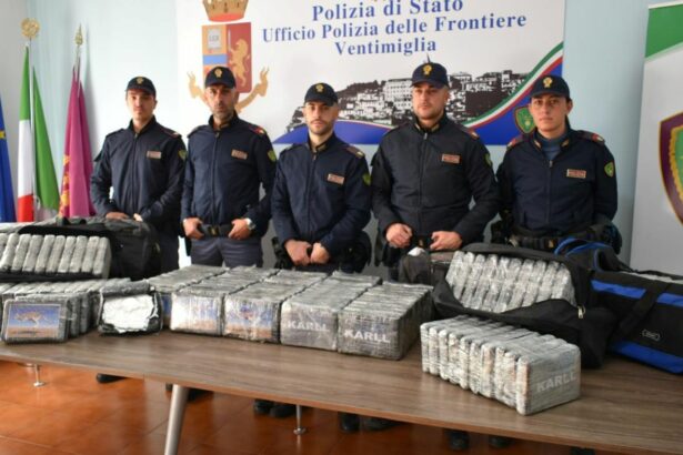 Detenido un camionero e incautados 230 kilos de cocaína