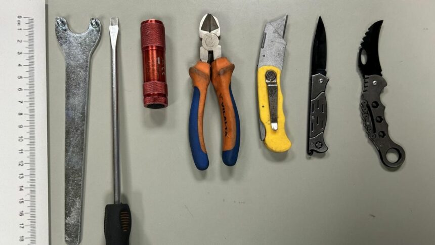 Detenidos por intentar robar mercancía de 3 camiones en la AP-7, en Girona