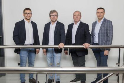 Farcinox refuerza su estructura con José Manuel Reíllo y Martín Peinado