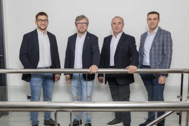 Farcinox refuerza su estructura con José Manuel Reíllo y Martín Peinado