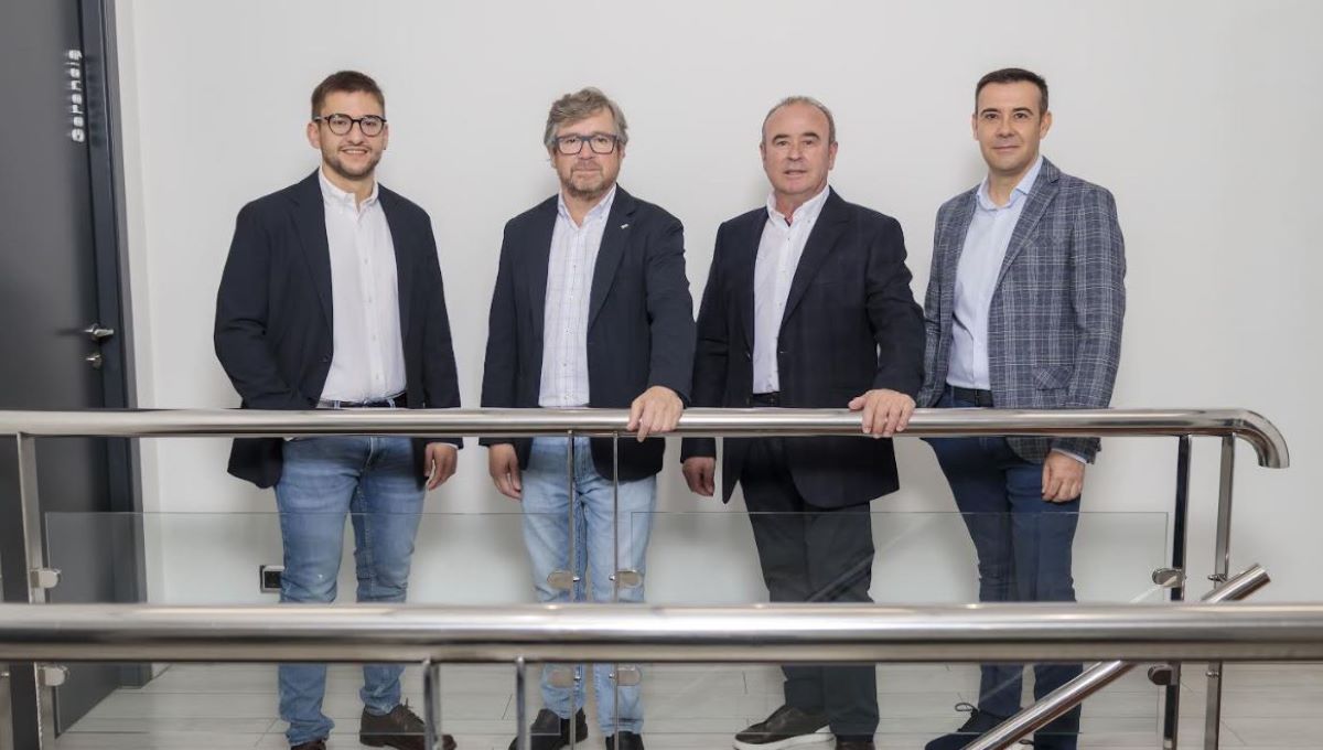 Farcinox refuerza su estructura con José Manuel Reíllo y Martín Peinado. Fotos: Farcinox Farcinox refuerza su estructura con José Manuel Reíllo y Martín Peinado