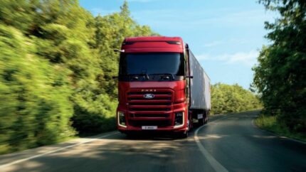 Ford Trucks presenta en Solutrans el nuevo F-MAX y el F-LINE eléctrico