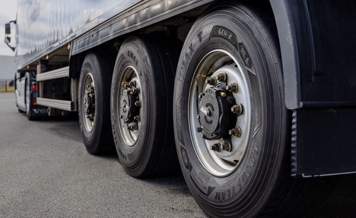 Veolia Francia adopta Tires-as-a-Service de Goodyear para sus camiones