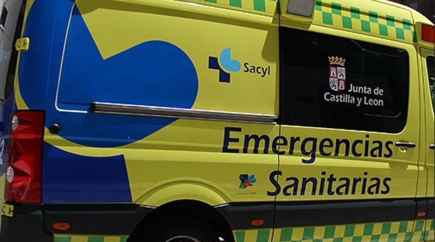 Herido un camionero al volcar su camión en la N-122