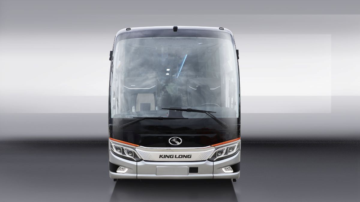 King Long presenta el nuevo modelo del autocar C13HD Hi-Tech-1 King Long presenta el nuevo modelo del autocar C13HD Hi-Tech-1